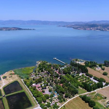 Trasimeno Glamping Resort Magione Ngoại thất bức ảnh